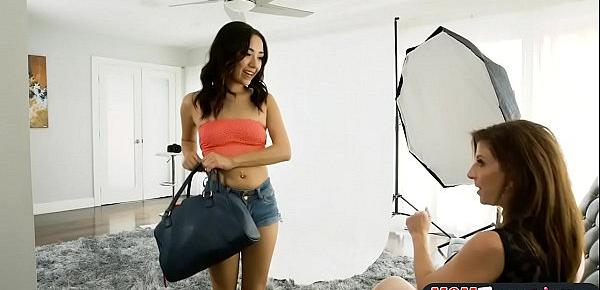  MILF photographer licks her tiny body teen models pussy
